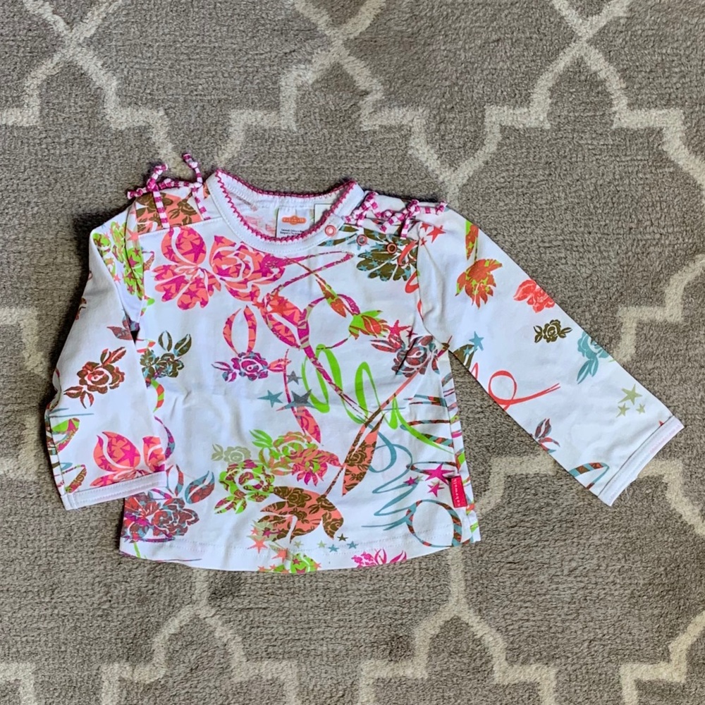 NWT Euro Cakewalk top
